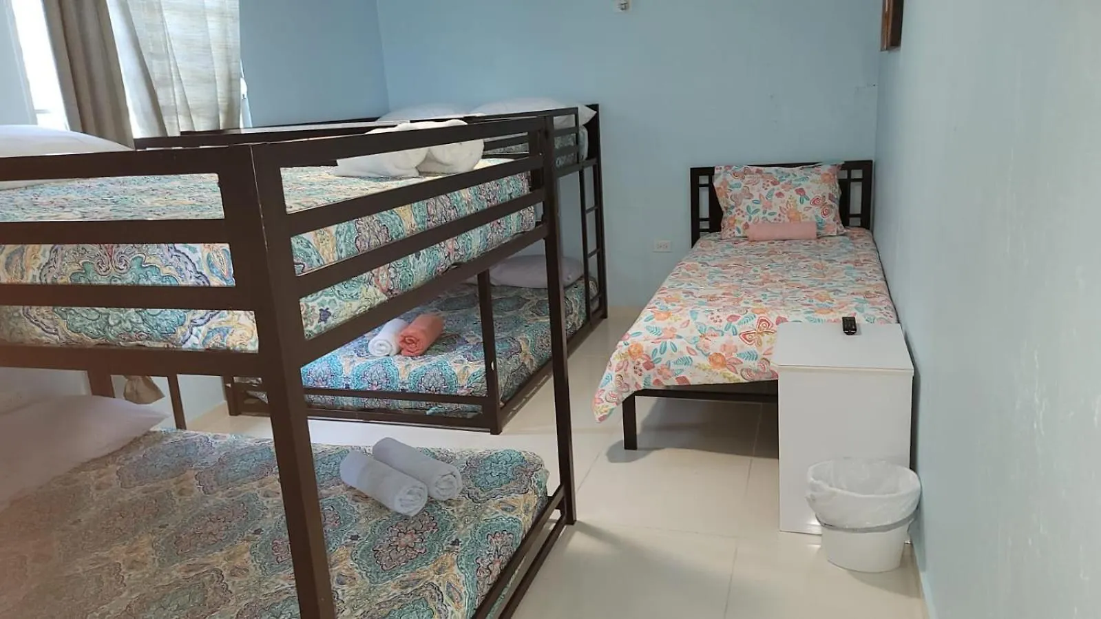 Chic 3 Bedroom Unit, Few Steps To The Ocean, Barbosa Unit 4 Catano Porto Rico