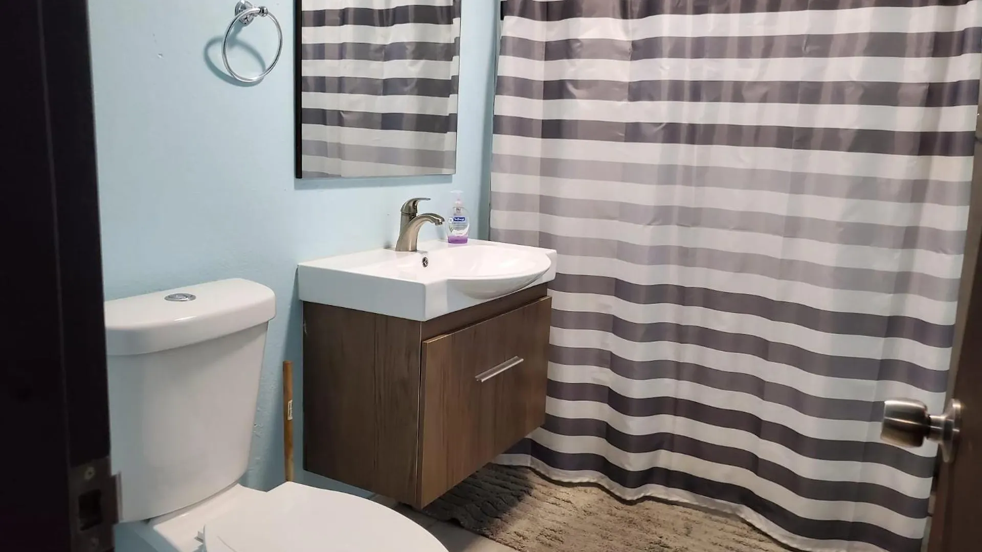 Apartamento Chic 3 Bedroom Unit, Few Steps To The Ocean, Barbosa Unit 4 Catano